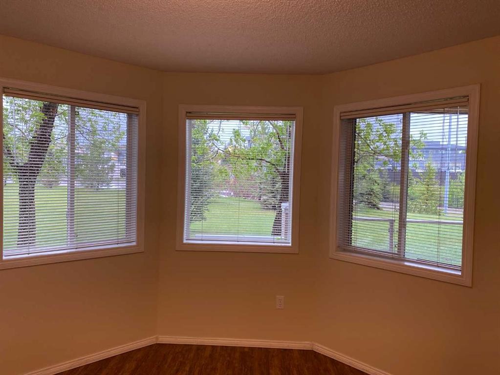 1118-1818 Simcoe Boulevard Sw, Calgary, AB - Indoor Photo Showing Other Room