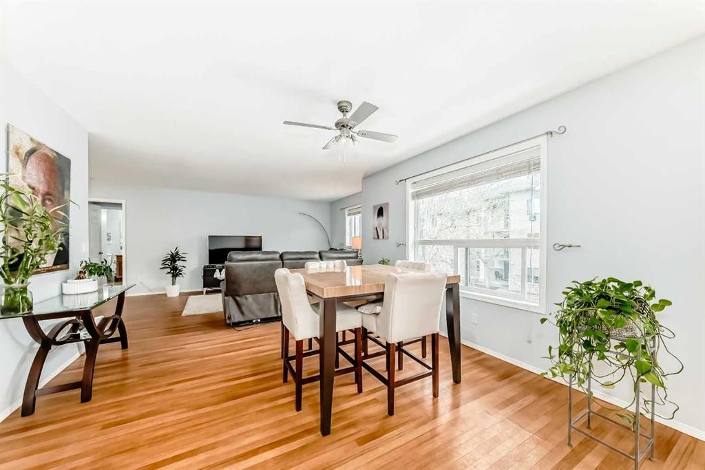 6621 Pinecliff Grove Ne, Calgary, AB - Indoor Photo Showing Dining Room
