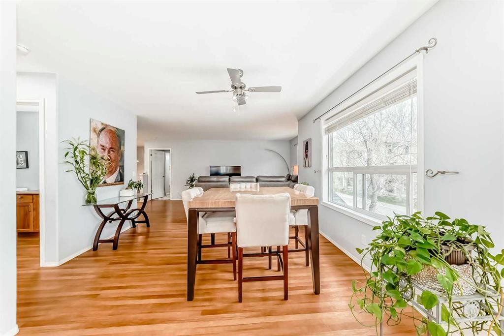 6621 Pinecliff Grove Ne, Calgary, AB - Indoor Photo Showing Dining Room