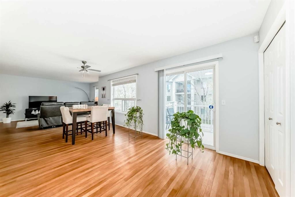 6621 Pinecliff Grove Ne, Calgary, AB - Indoor