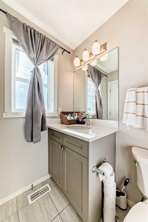 199 Savanna Parade Ne, Calgary, AB - Indoor Photo Showing Bathroom