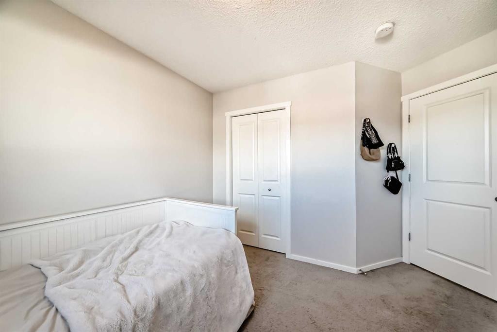 199 Savanna Parade Ne, Calgary, AB - Indoor Photo Showing Bedroom
