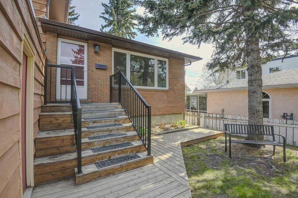 8116 33 Avenue Nw, Calgary, AB - Outdoor With Deck Patio Veranda With Exterior