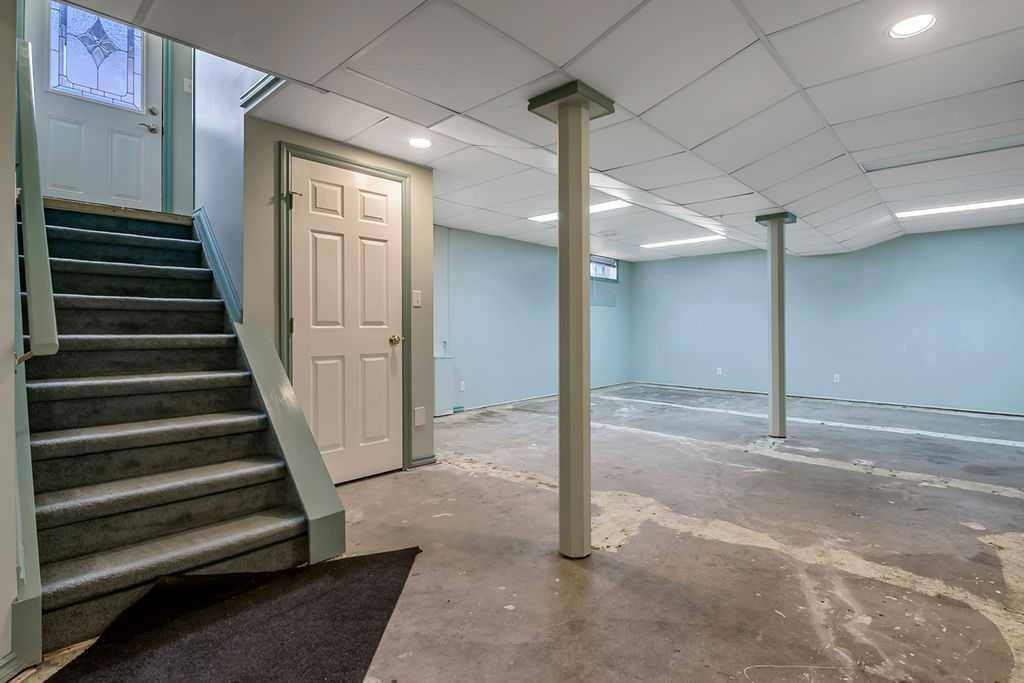 1007 Mackid Road Ne, Calgary, AB