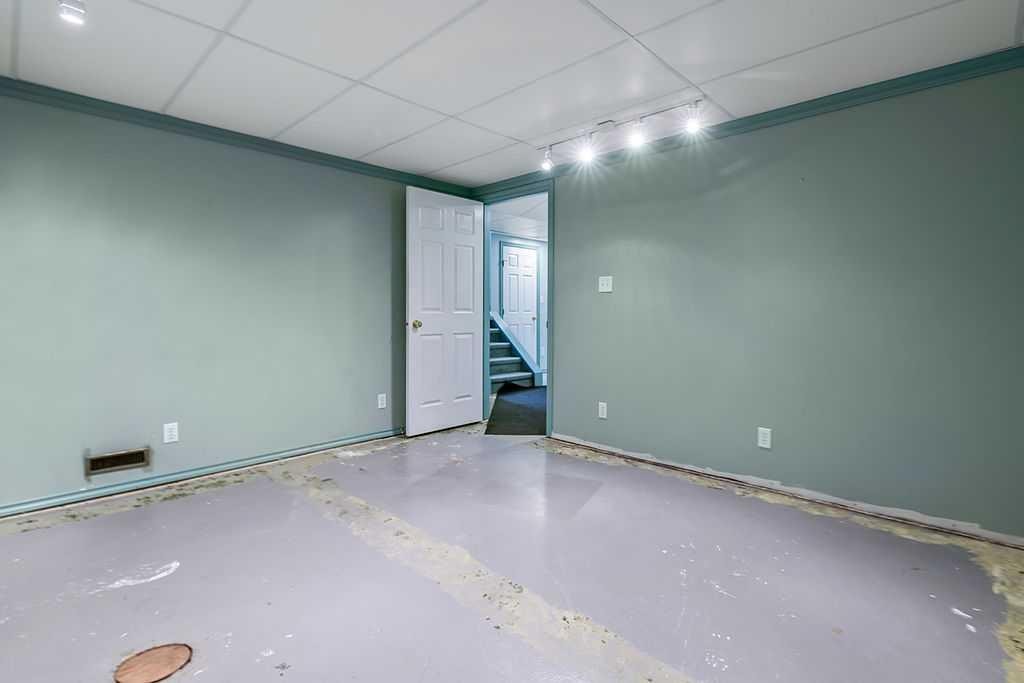 1007 Mackid Road Ne, Calgary, AB