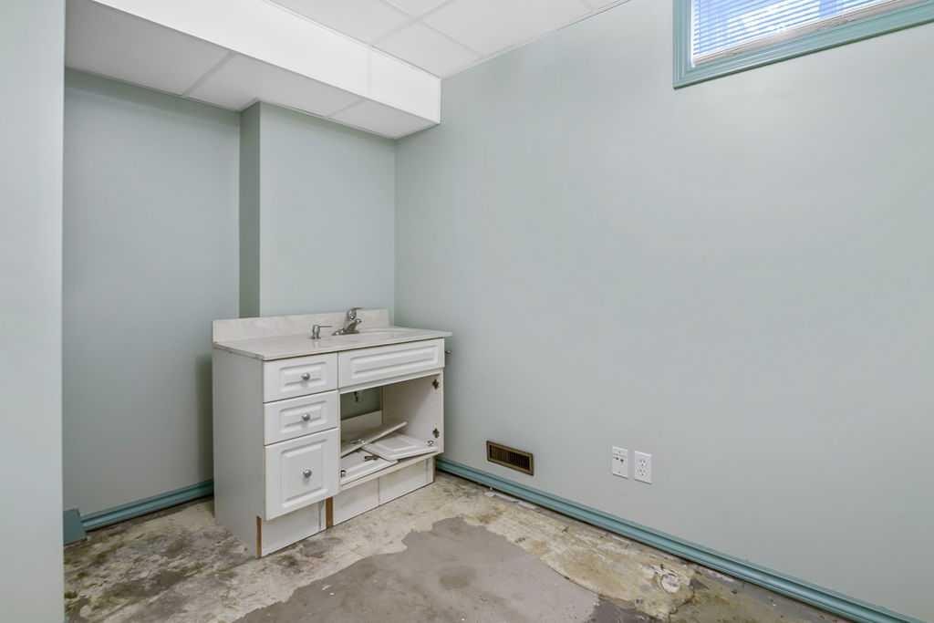 1007 Mackid Road Ne, Calgary, AB