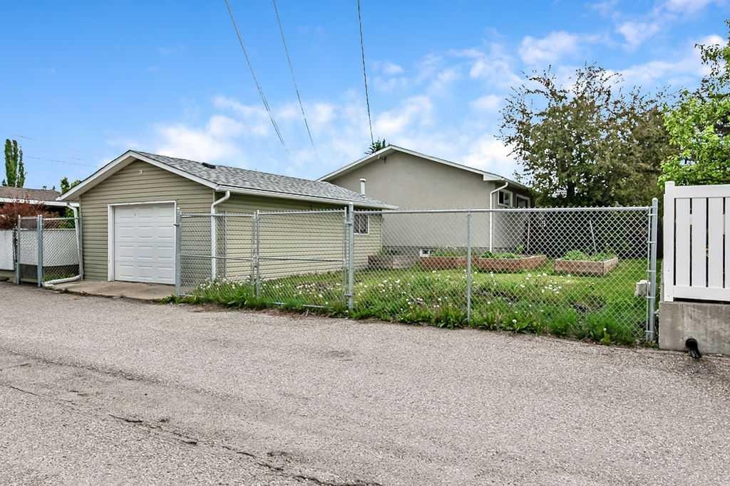 1007 Mackid Road Ne, Calgary, AB