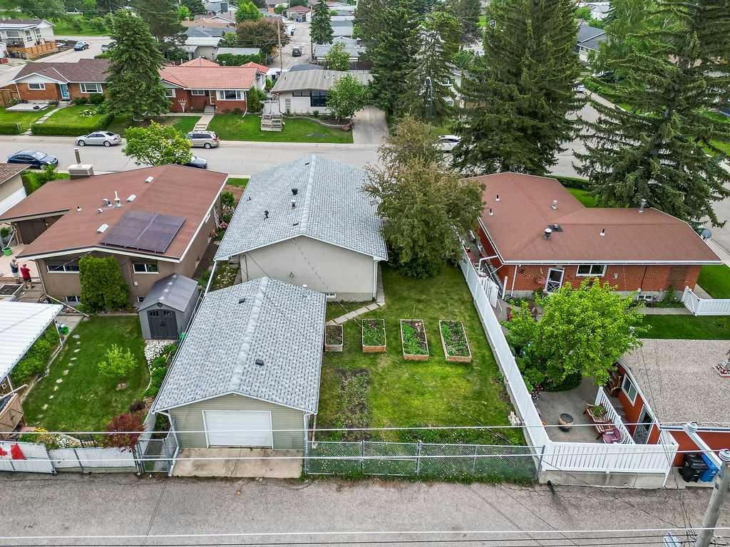 1007 Mackid Road Ne, Calgary, AB