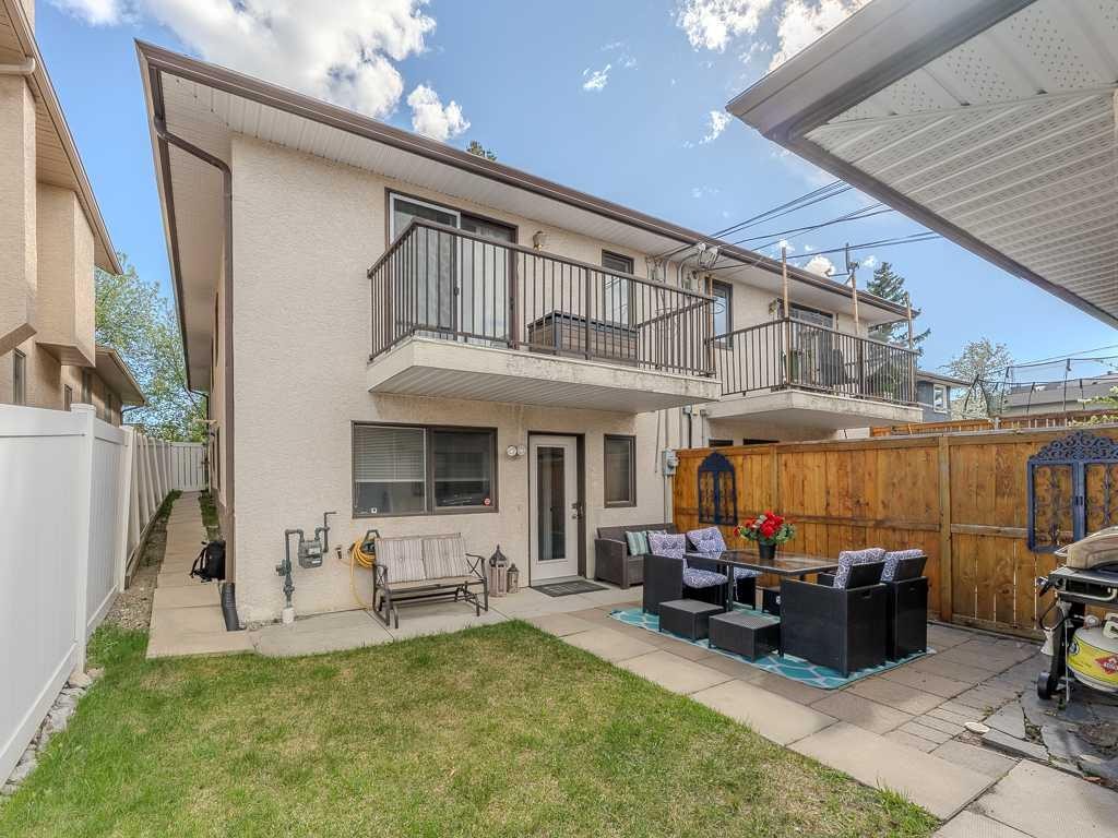 136 24 Avenue Nw, Calgary, AB - Outdoor With Balcony With Exterior