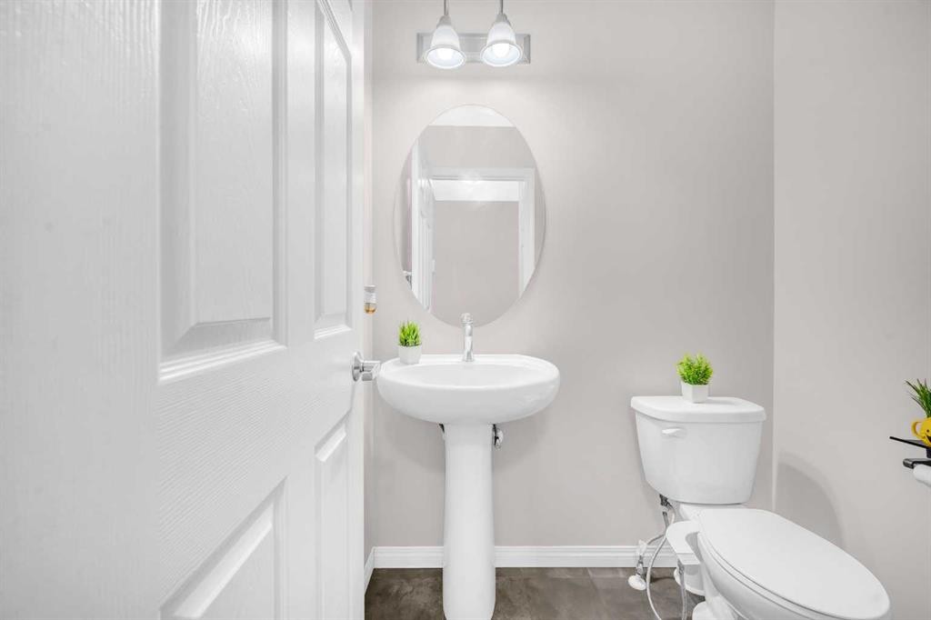 10767 Cityscape Drive Ne, Calgary, AB - Indoor Photo Showing Bathroom