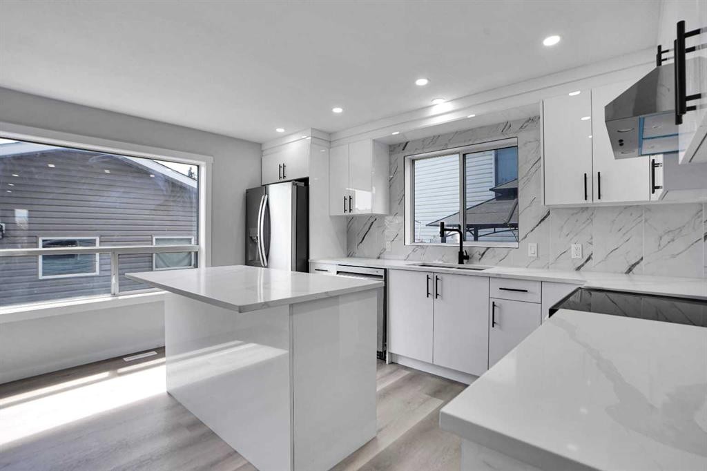 51 Martinridge Grove Ne, Calgary, AB - Indoor Photo Showing Kitchen With Upgraded Kitchen