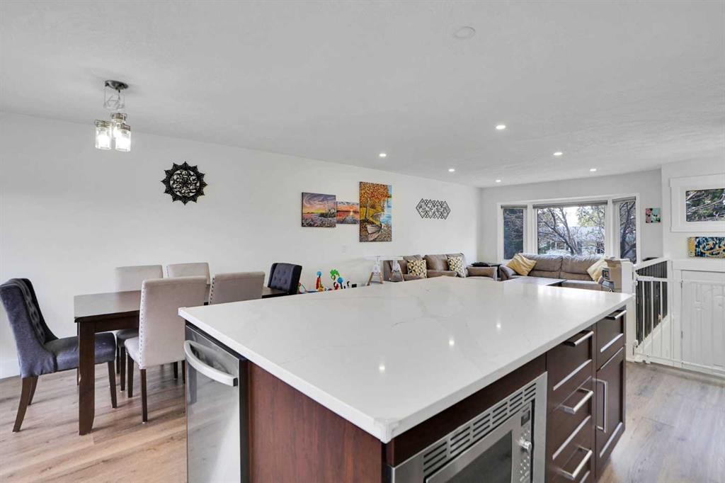 5702 Brenner Crescent Nw, Calgary, AB - Indoor