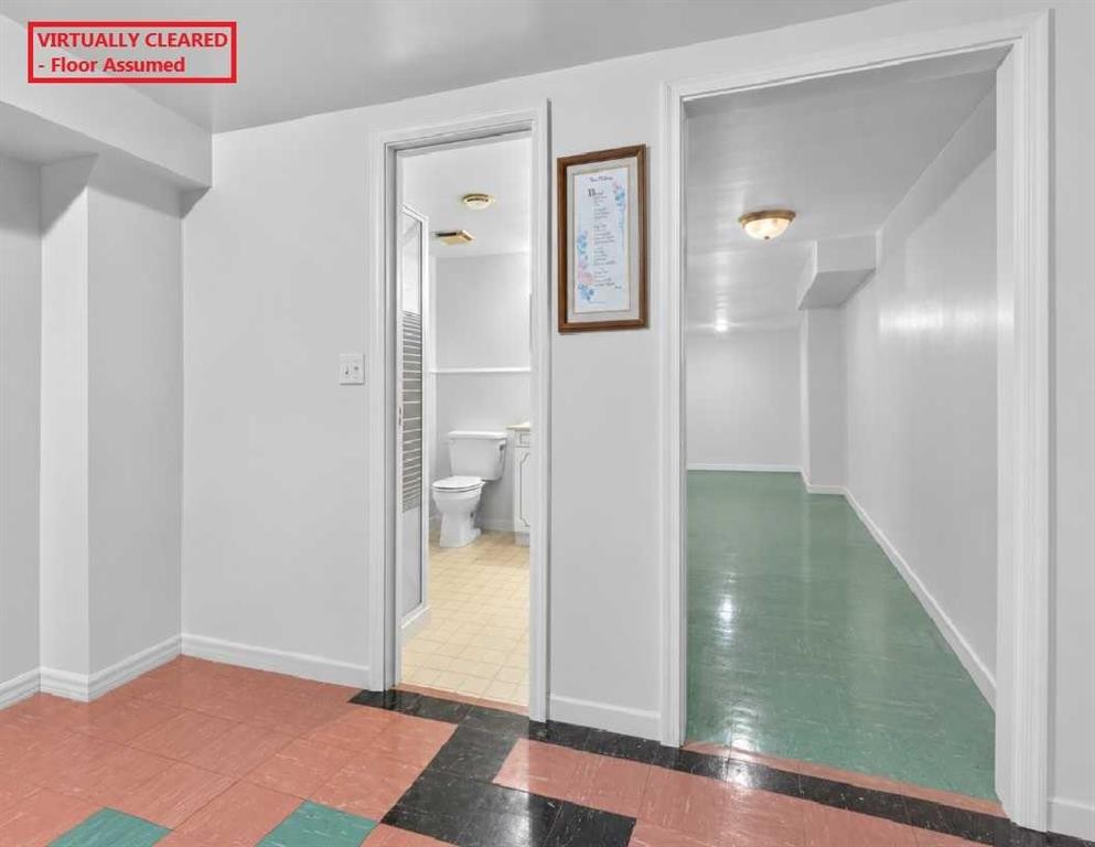 39 Hillgrove Crescent Sw, Calgary, AB - Indoor Photo Showing Other Room