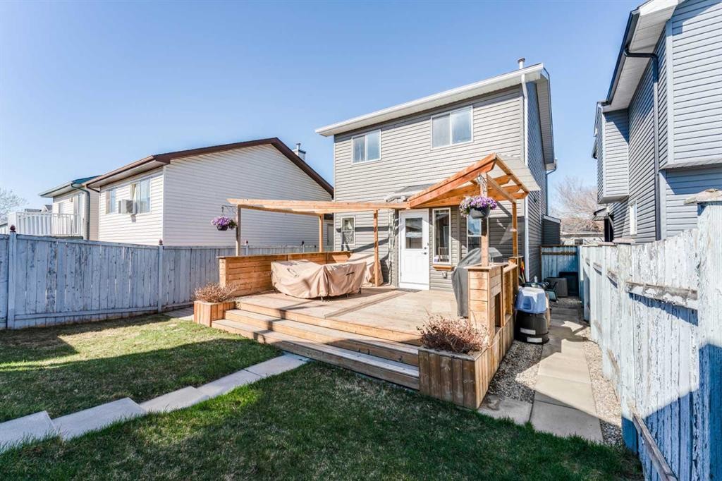 198 Somerside Park Sw, Calgary, AB - Outdoor With Deck Patio Veranda With Exterior