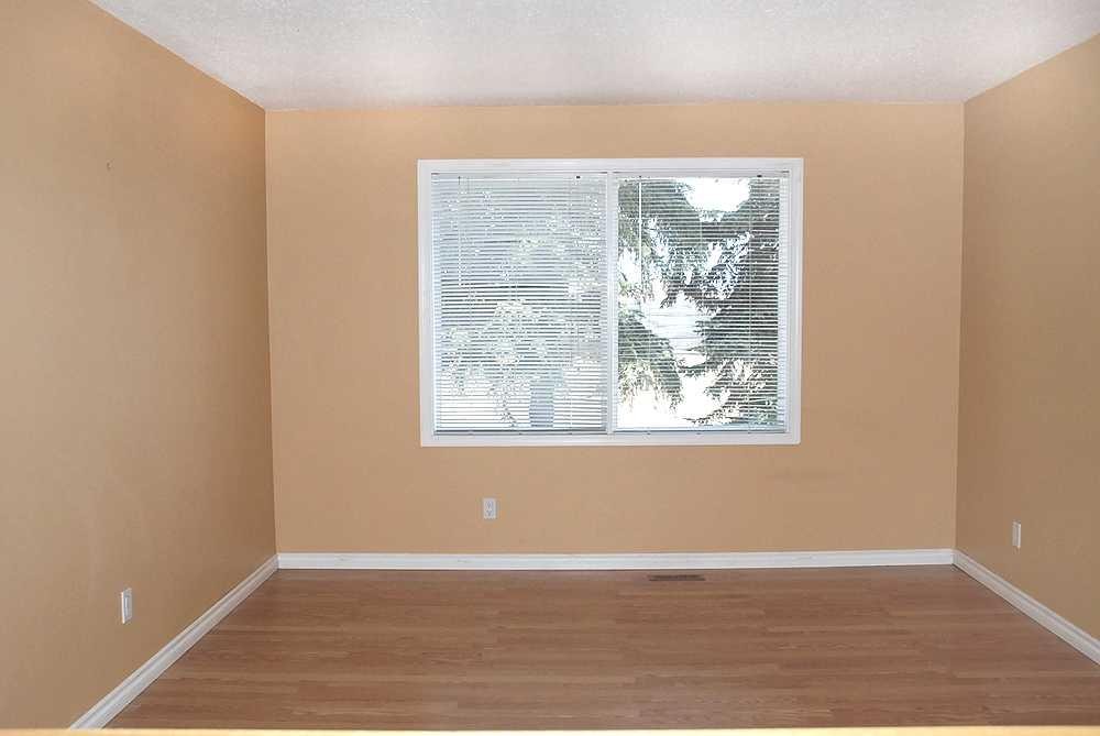 884 Rundlecairn Way Ne, Calgary, AB - Indoor Photo Showing Other Room
