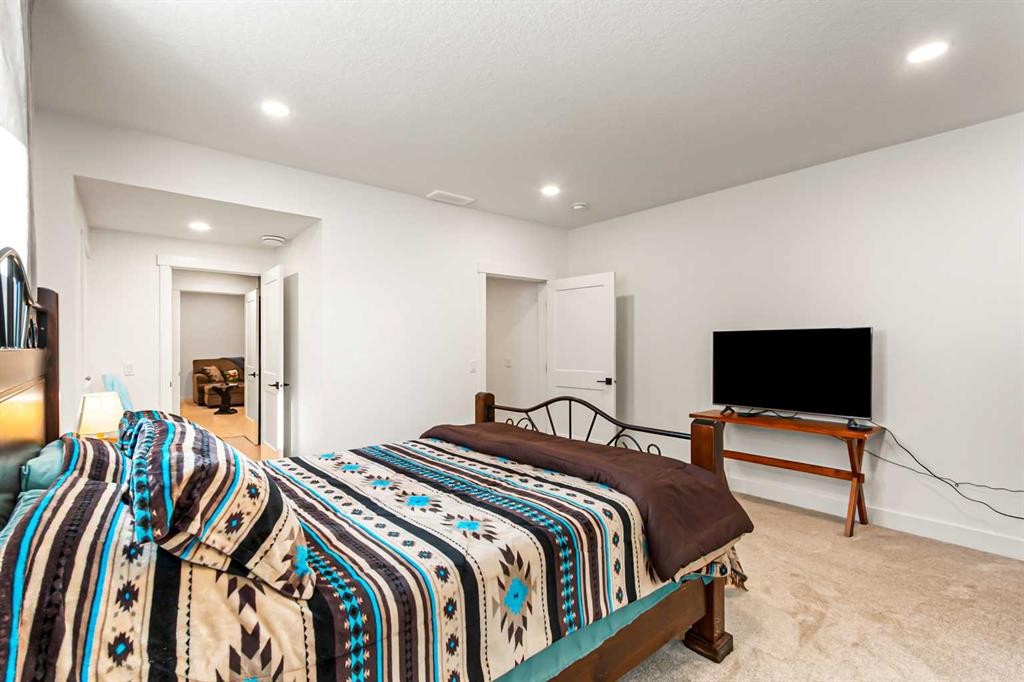 40 Viceroy Crescent, Olds, AB - Indoor Photo Showing Bedroom