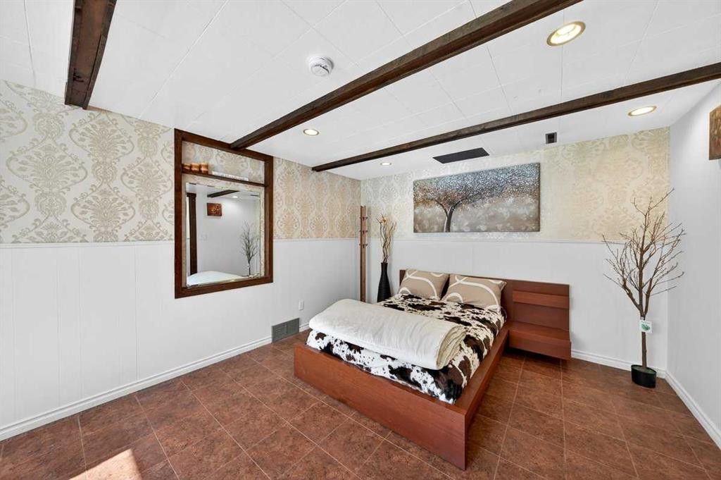 227 Martell Road Ne, Calgary, AB - Indoor