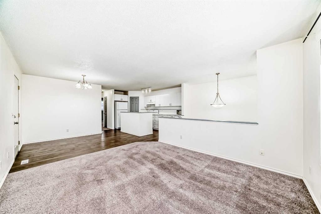 202 Saddlemead Green Ne, Calgary, AB - Indoor Photo Showing Other Room