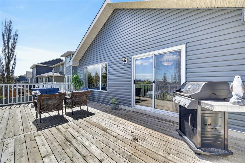 44 Bridlepost Green Sw, Calgary, AB - Outdoor With Deck Patio Veranda With Exterior