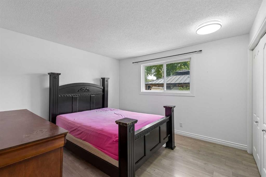 83 Appletree Close Se, Calgary, AB - Indoor Photo Showing Bedroom