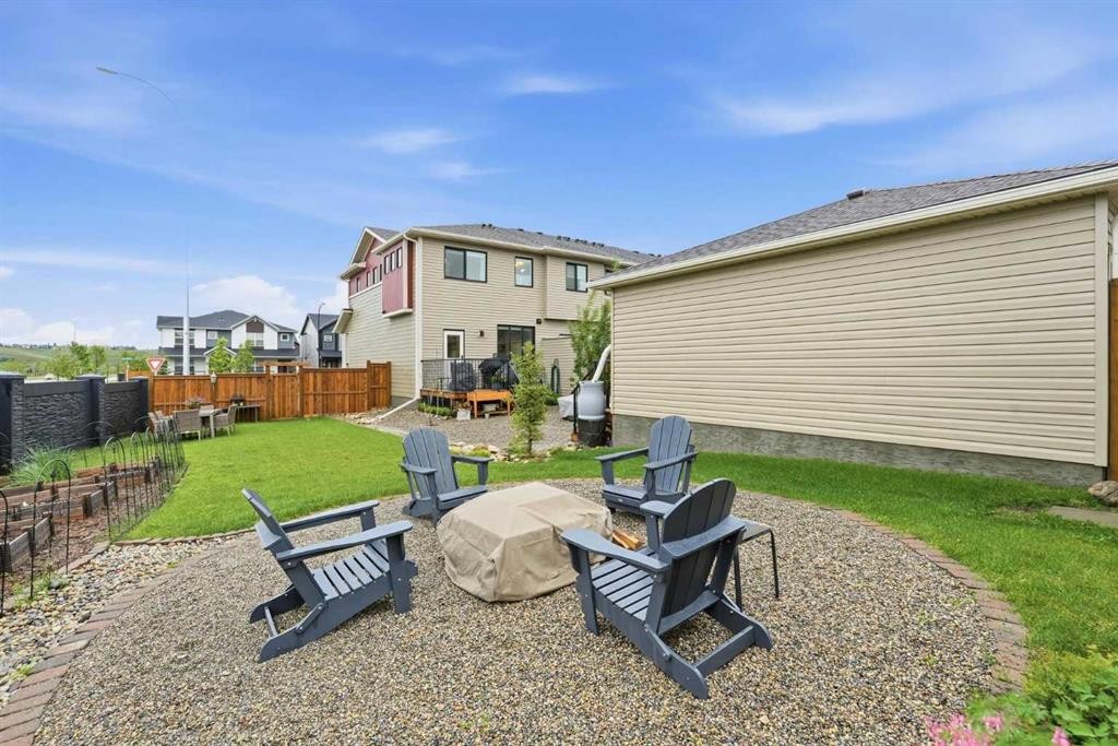 7 Wolf Creek Drive Se, Calgary, AB