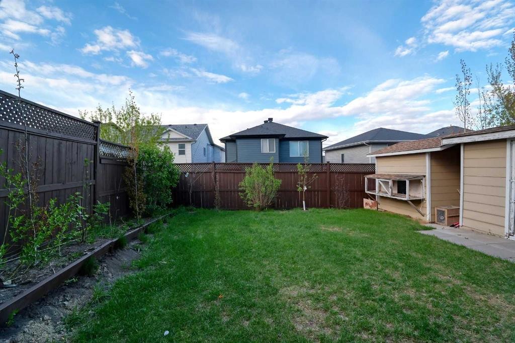 247 Pantego Way Nw, Calgary, AB - Outdoor
