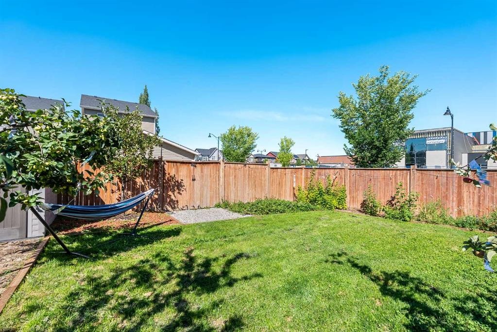 4 Legacy Court Se, Calgary, AB - Outdoor