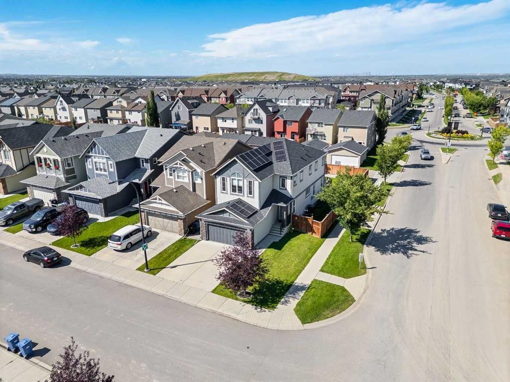 4 Legacy Court Se, Calgary, AB - Outdoor With Facade