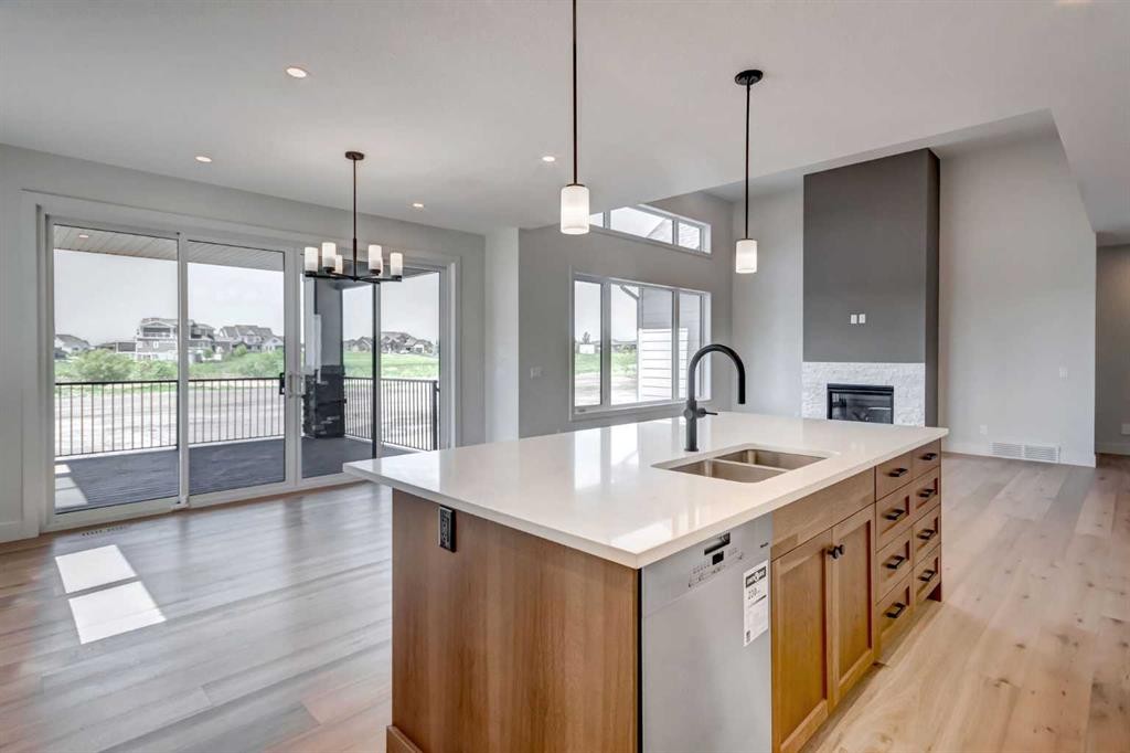 819 Green Haven Close, Okotoks, AB