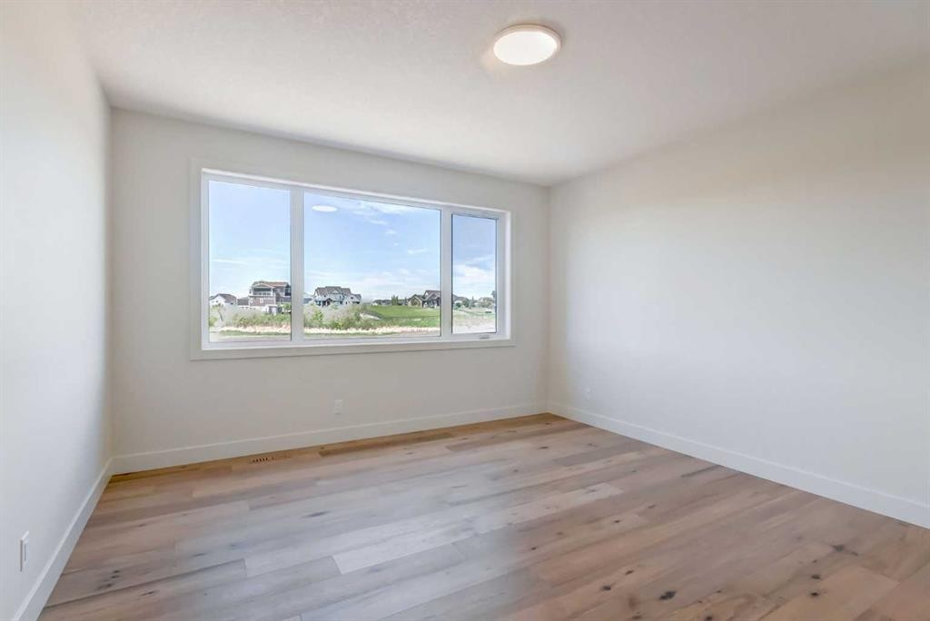 819 Green Haven Close, Okotoks, AB