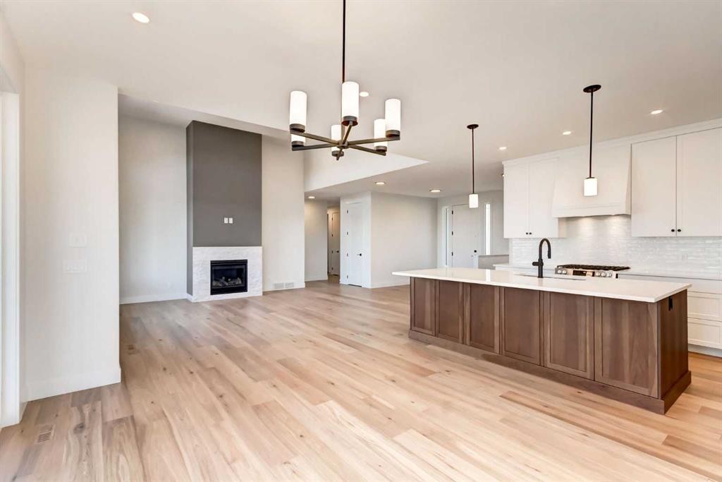 819 Green Haven Close, Okotoks, AB