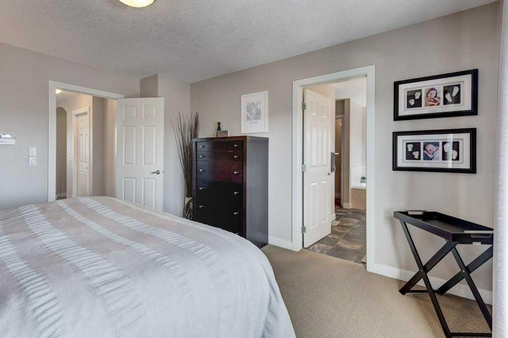 88 Copperstone Gate Se, Calgary, AB - Indoor Photo Showing Bedroom