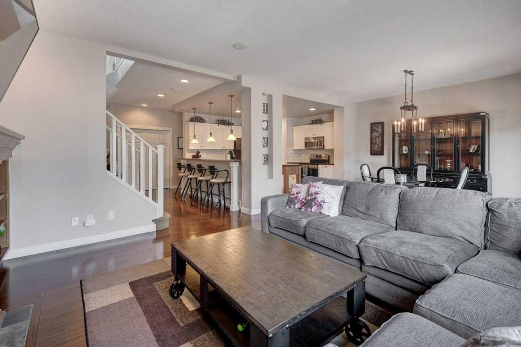 88 Copperstone Gate Se, Calgary, AB - Indoor Photo Showing Living Room