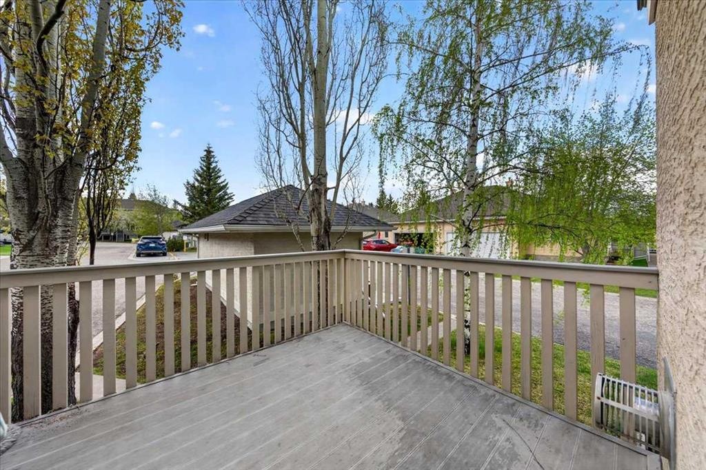 15 Cedarview Mews, Calgary, AB