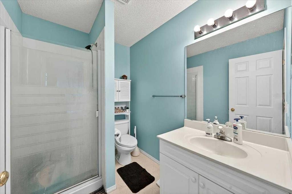 15 Cedarview Mews, Calgary, AB