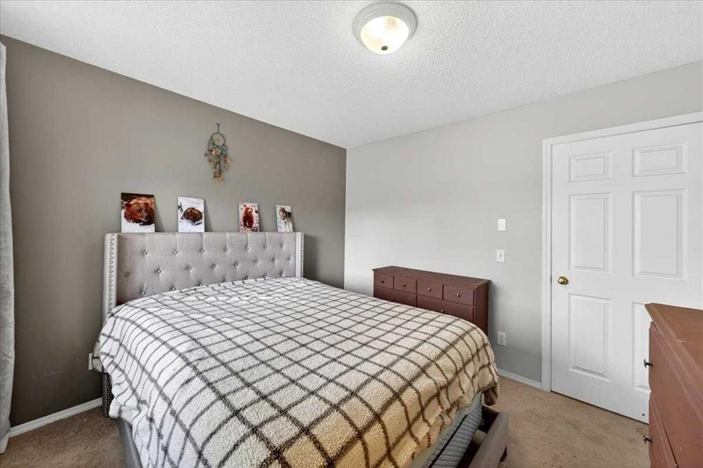 15 Cedarview Mews, Calgary, AB