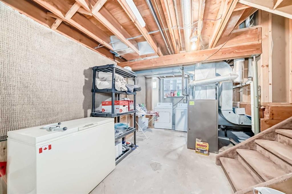 52 Beacham Road Nw, Calgary, AB - Indoor