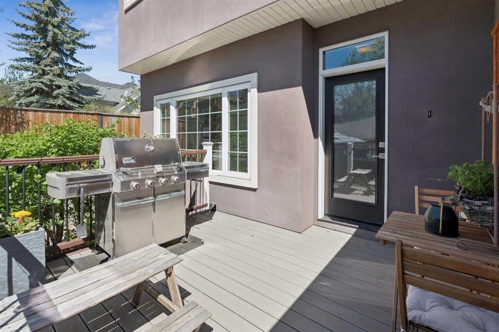 1811 31 Avenue Sw, Calgary, AB - Outdoor With Deck Patio Veranda With Exterior