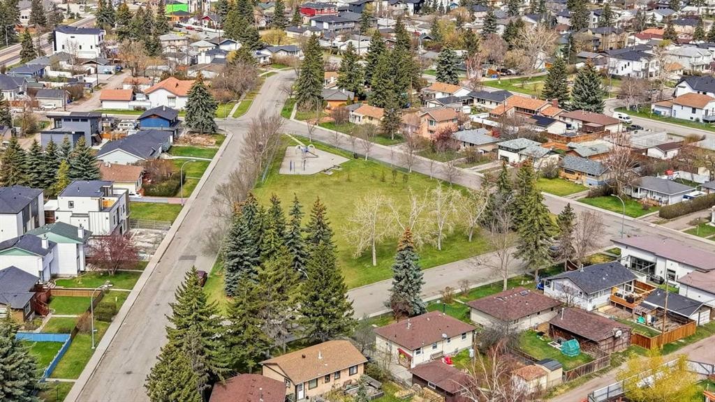 8303 Bowglen Road Nw, Calgary, AB - Outdoor With View