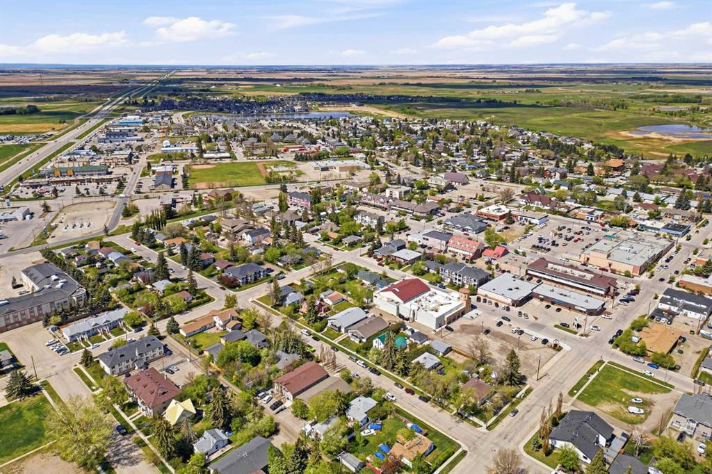 224A 5 Avenue, Strathmore, AB - Outdoor With View