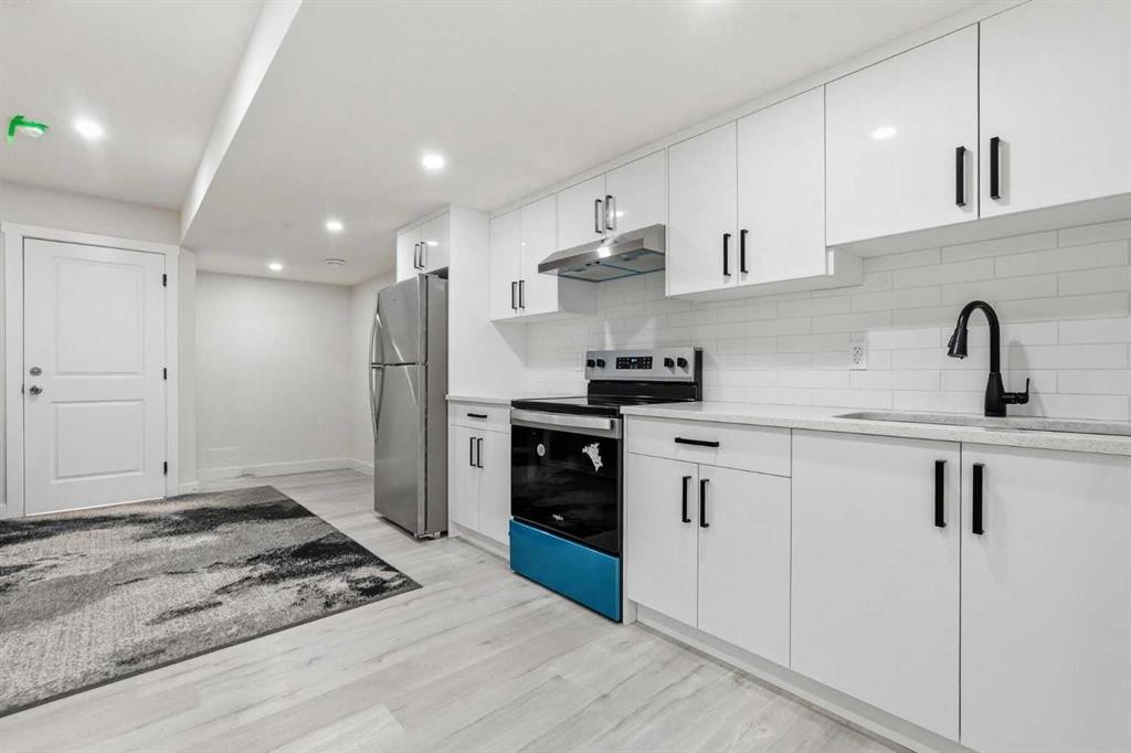 200 Corner Meadows Way Ne, Calgary, AB