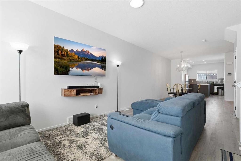 200 Corner Meadows Way Ne, Calgary, AB