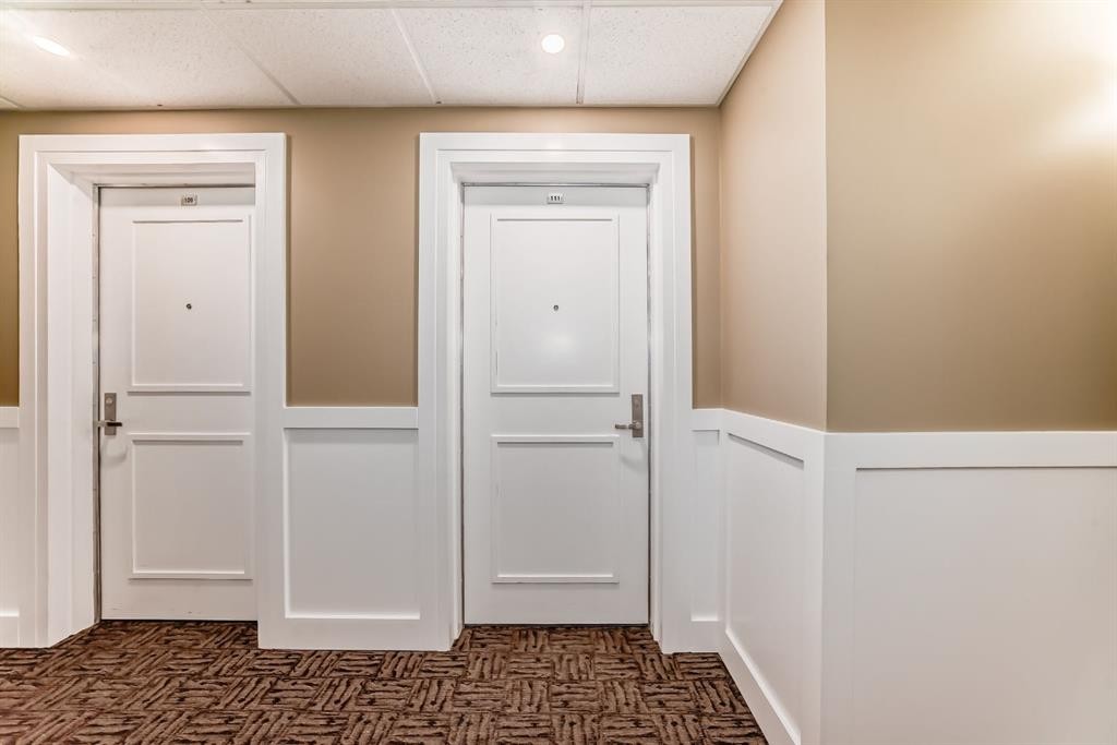 111-1005B Westmount Drive, Strathmore, AB - Indoor Photo Showing Other Room