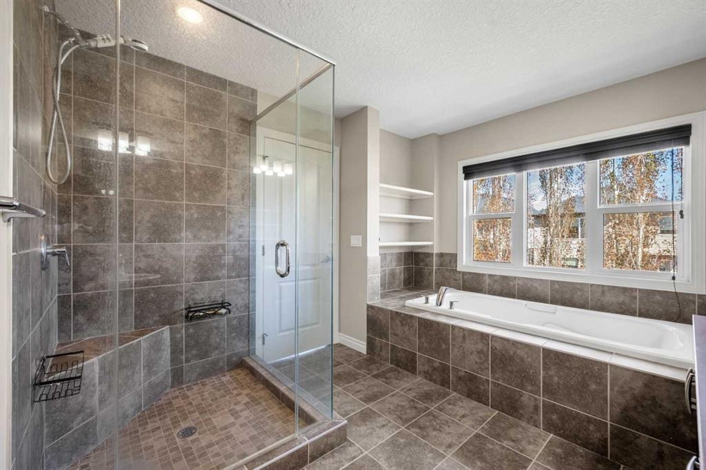 495 Cranford Drive Se, Calgary, AB