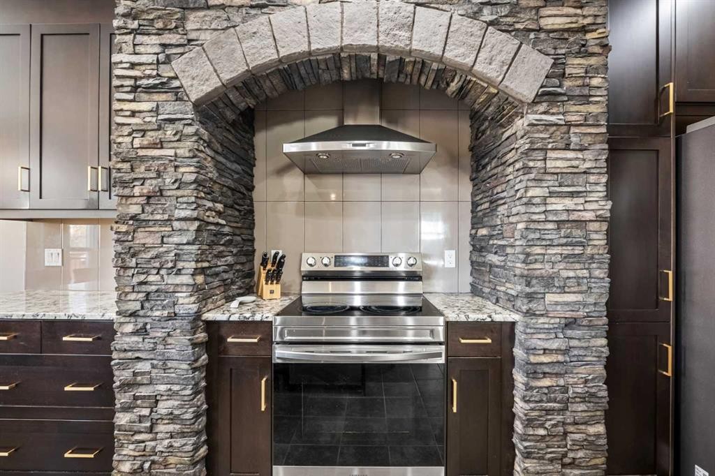 495 Cranford Drive Se, Calgary, AB