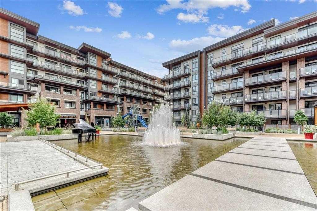 124 Mahogany Centre Se, Calgary, AB