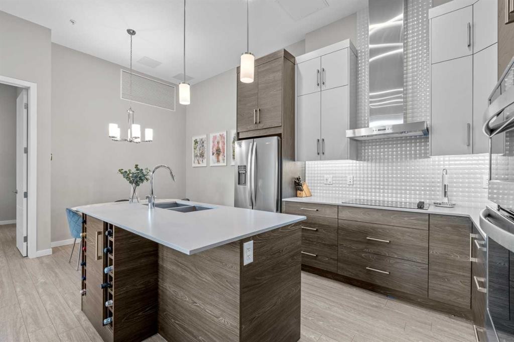 124 Mahogany Centre Se, Calgary, AB