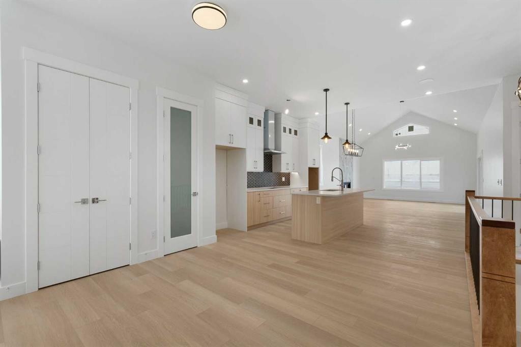 376 Muirfield Crescent, Lyalta, AB - Indoor Photo Showing Other Room
