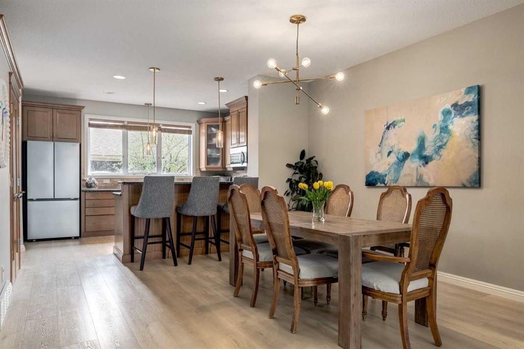 3117 Don Ethell Boulevard Sw, Calgary, AB - Indoor Photo Showing Dining Room