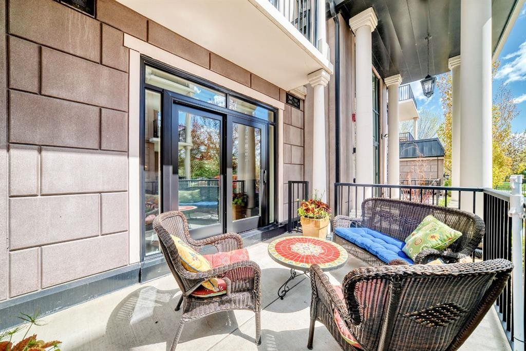 105-121 Quarry Way Se, Calgary, AB - With Deck Patio Veranda With Exterior